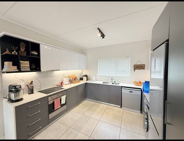 2 BEDROOM APARTMENT TO LET IN IZINGA